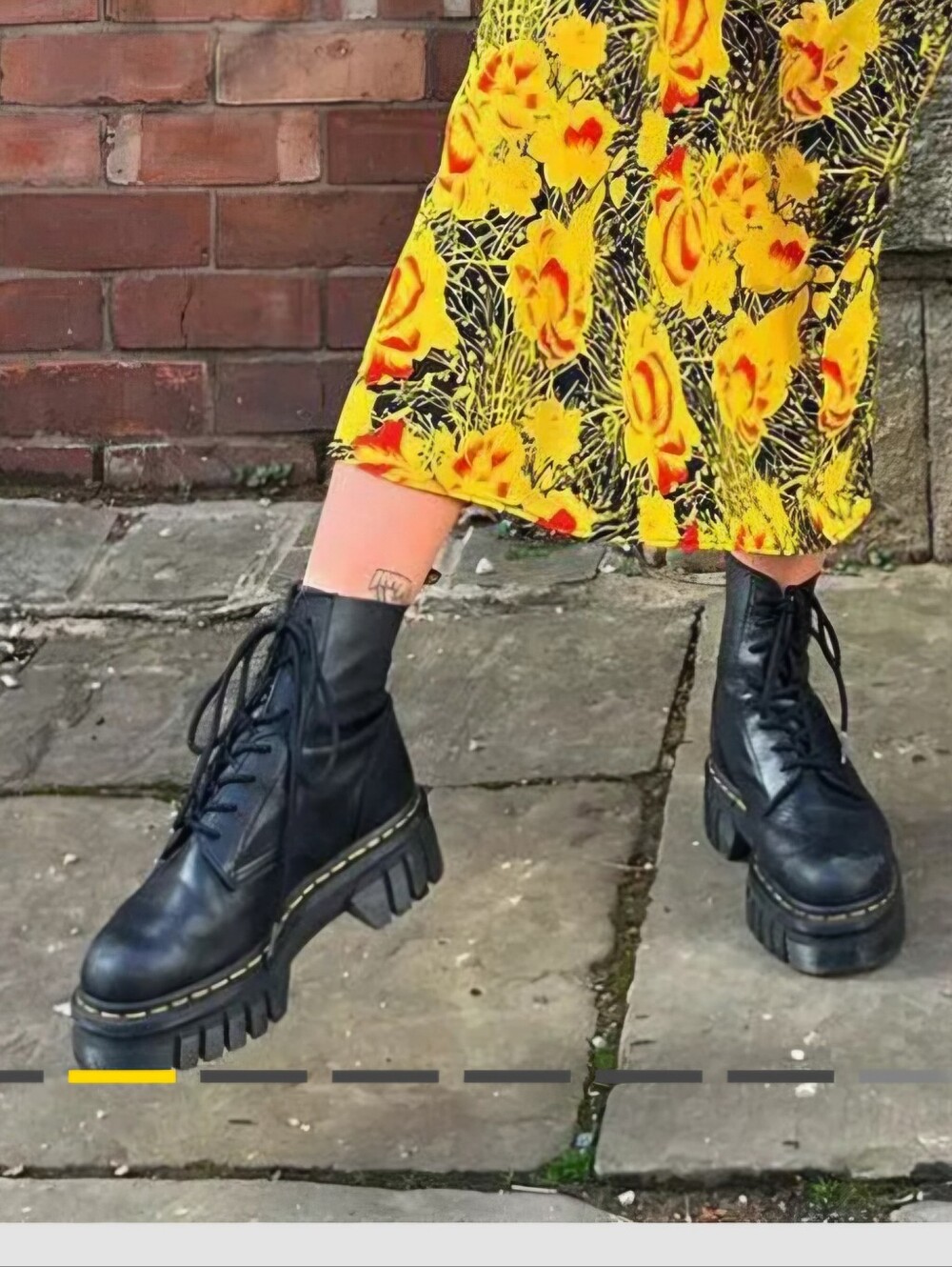 NWOB! Dr Martens Audrick 8 Eye Nappa Lux  Platform Boot. Size 8 MAKE OFFER!!